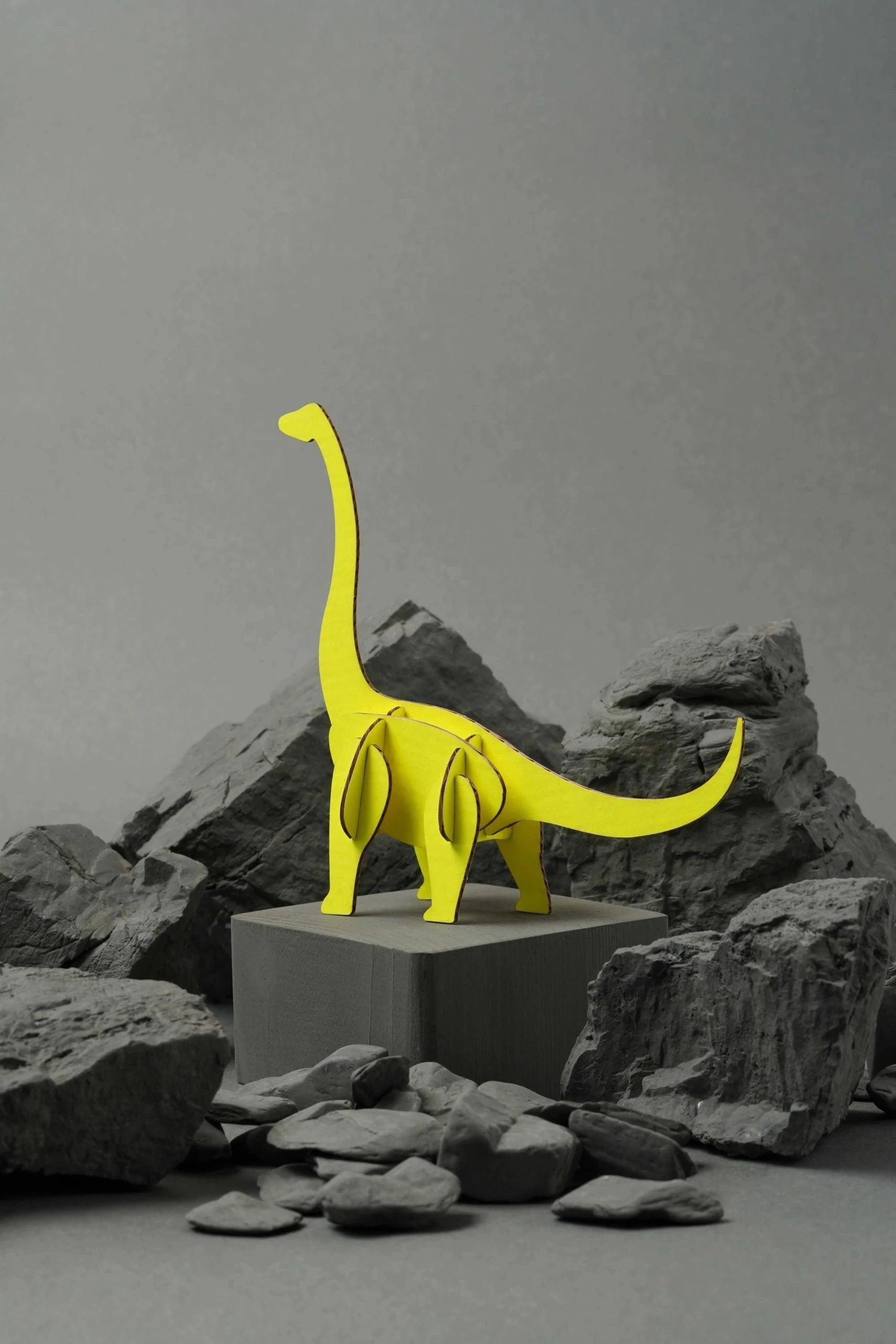 Brachiosaurus - Kit en carton Assembli Fluor Yellow